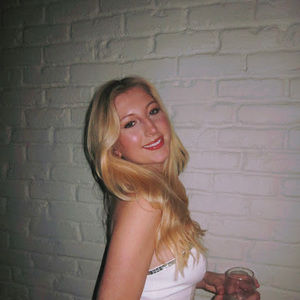 Meet your Posher, Joelle